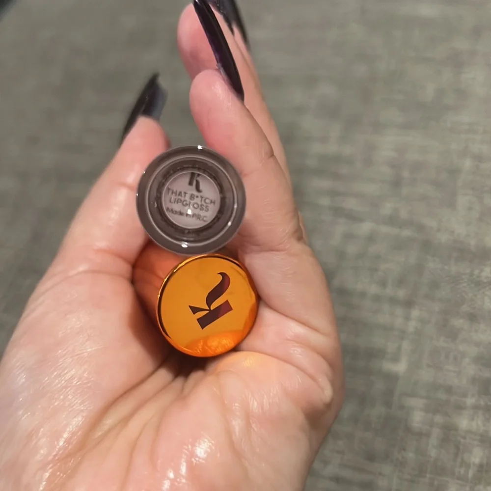 HipDot X Kesha Rose Lipstick&Gloss Duo - Picture 4 of 7